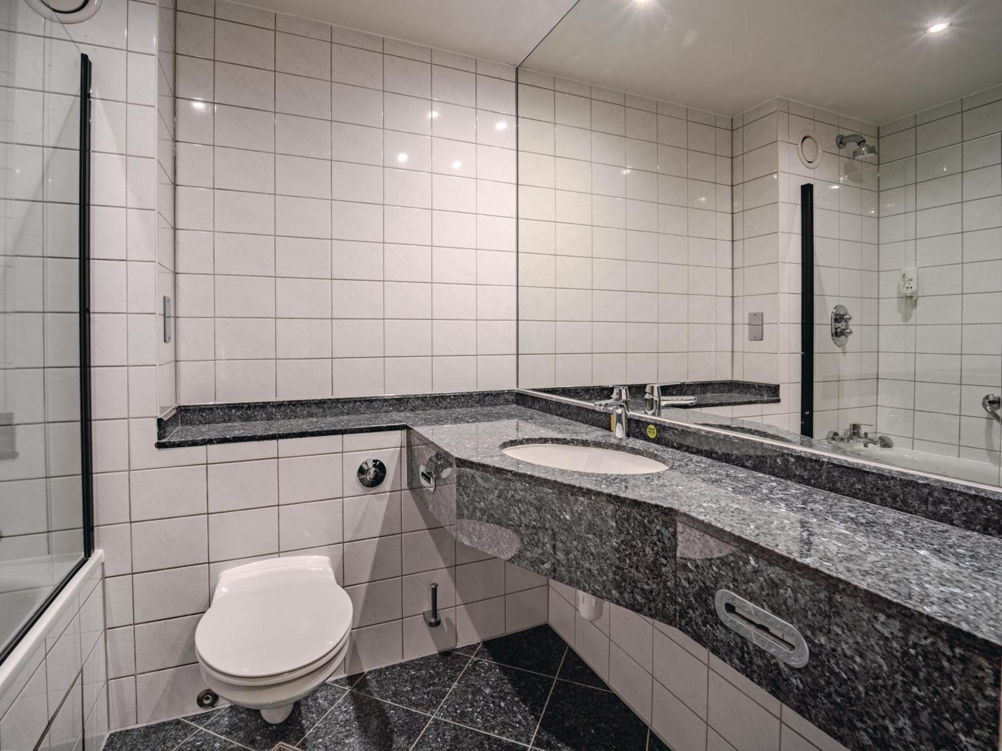 B&B Hotel London Heathrow Slough Zewnętrze zdjęcie